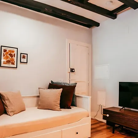 Historic & Stylish 3bed Centre By Gt House 아파트