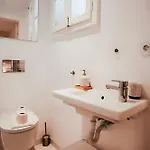 Historic & Stylish 3bed Centre By Gt House شقة Lisboa